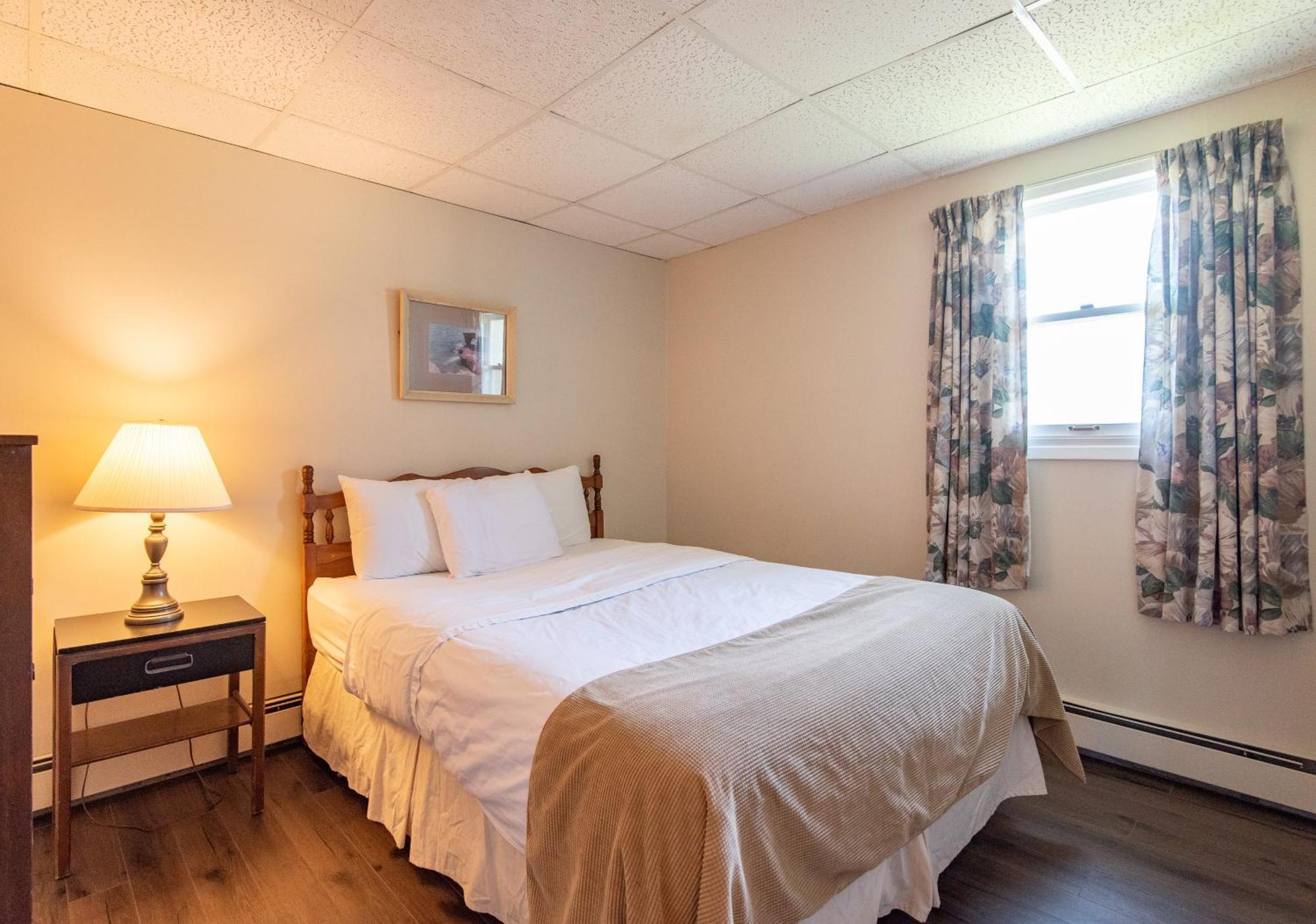 Canadas Best Value Inn & Suites Summerside Exterior photo